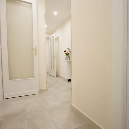 Il Tuo Angolo Di Pace In Piazza Vittorio Appartement