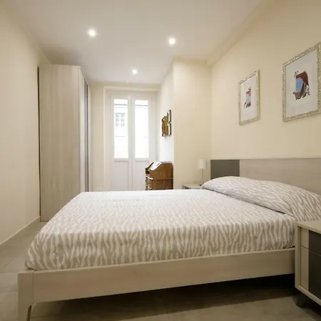 Il Tuo Angolo Di Pace In Piazza Vittorio Appartement